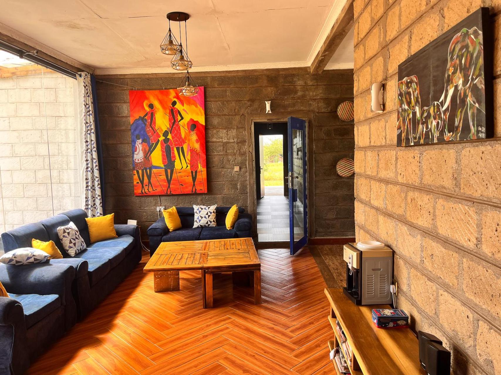 Amboseli Glass House Oloitokitok Екстериор снимка