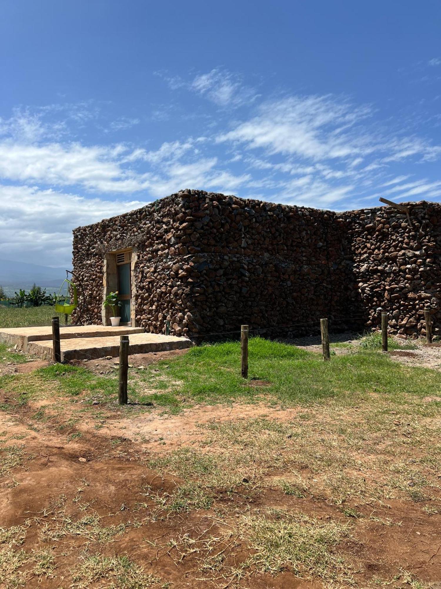 Amboseli Glass House Oloitokitok Екстериор снимка