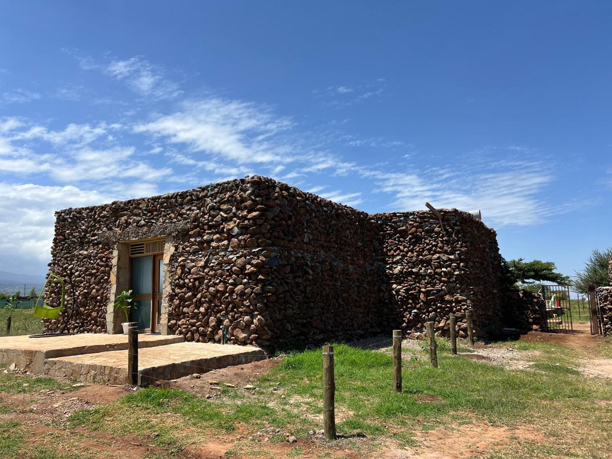 Amboseli Glass House Oloitokitok Екстериор снимка