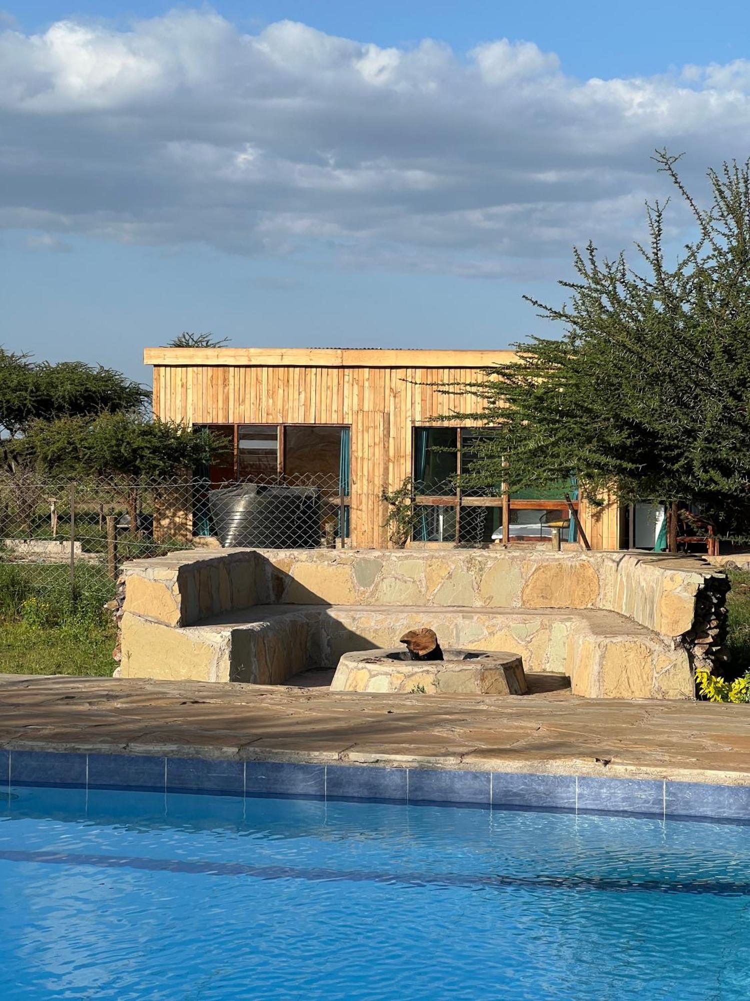 Amboseli Glass House Oloitokitok Екстериор снимка