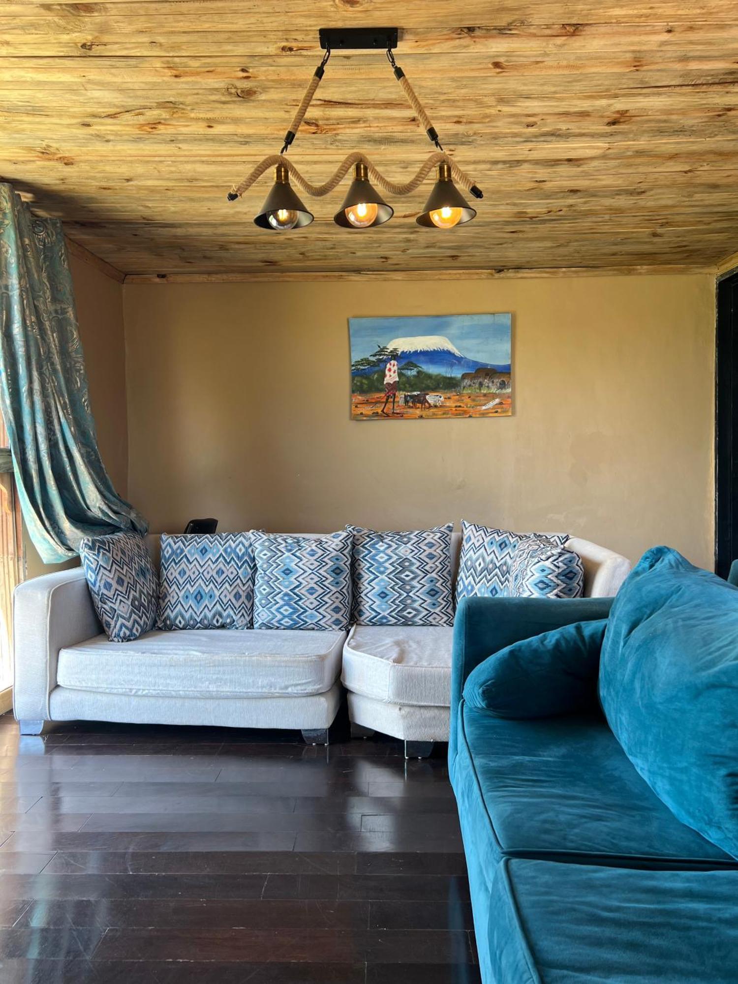 Amboseli Glass House Oloitokitok Екстериор снимка