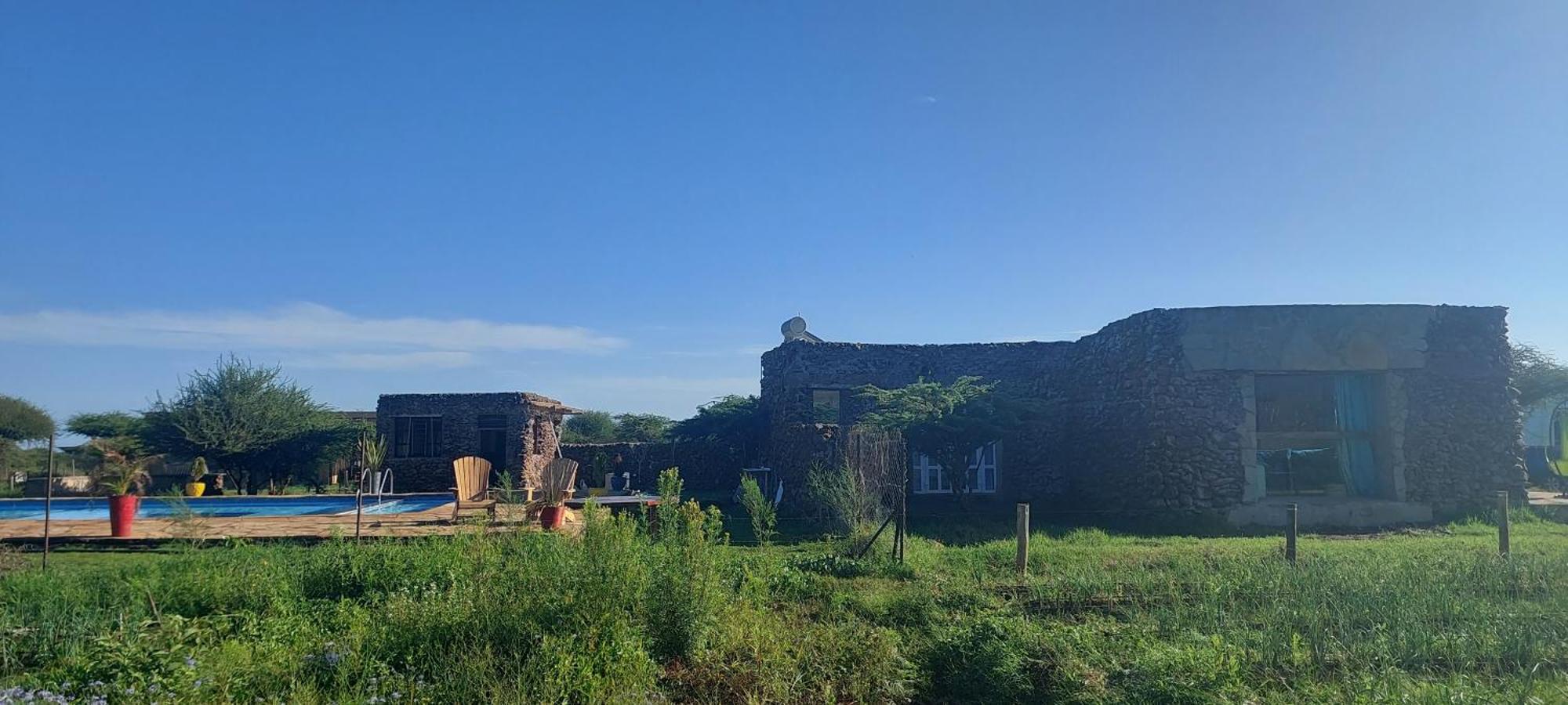 Amboseli Glass House Oloitokitok Екстериор снимка