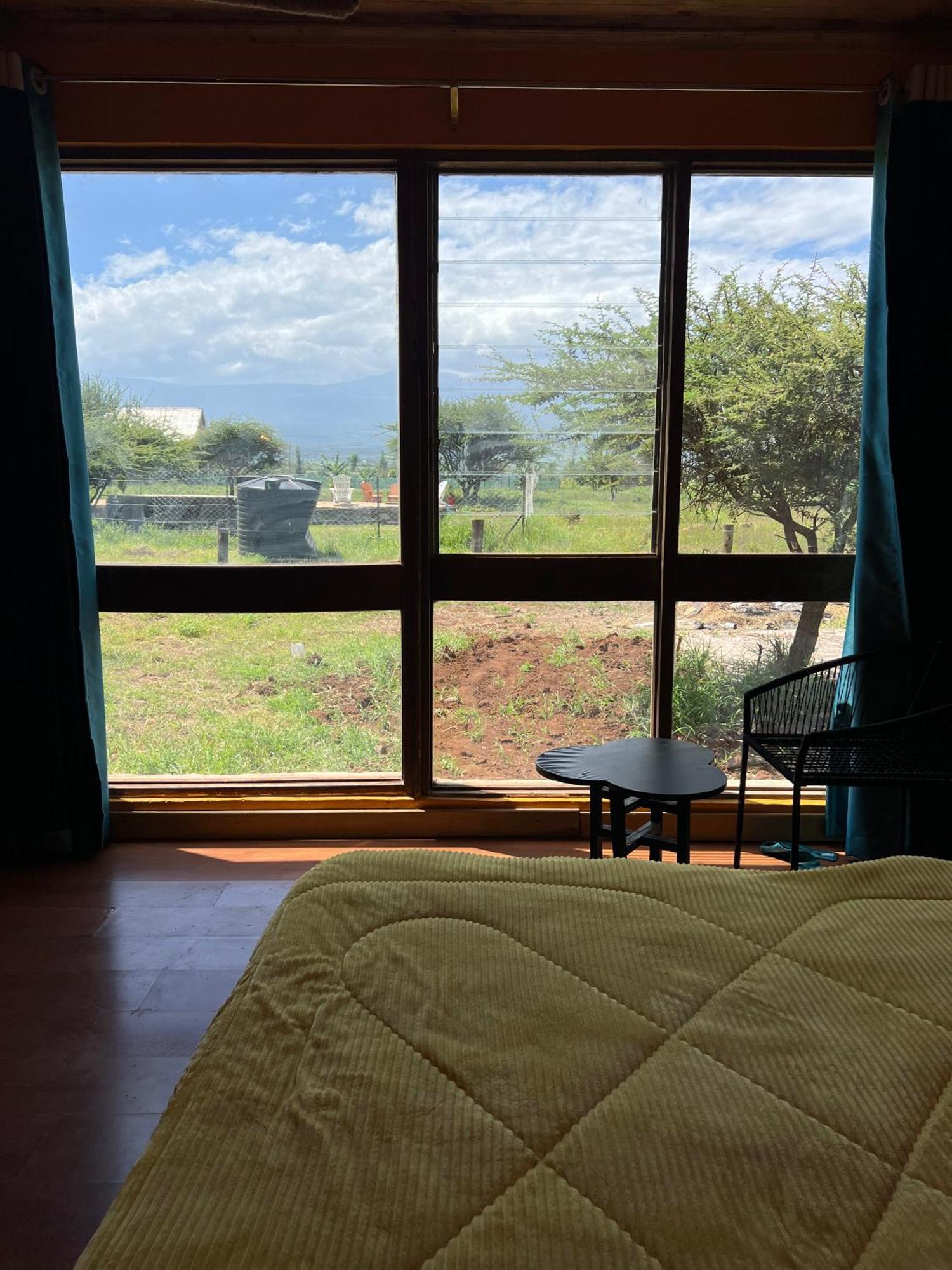 Amboseli Glass House Oloitokitok Екстериор снимка