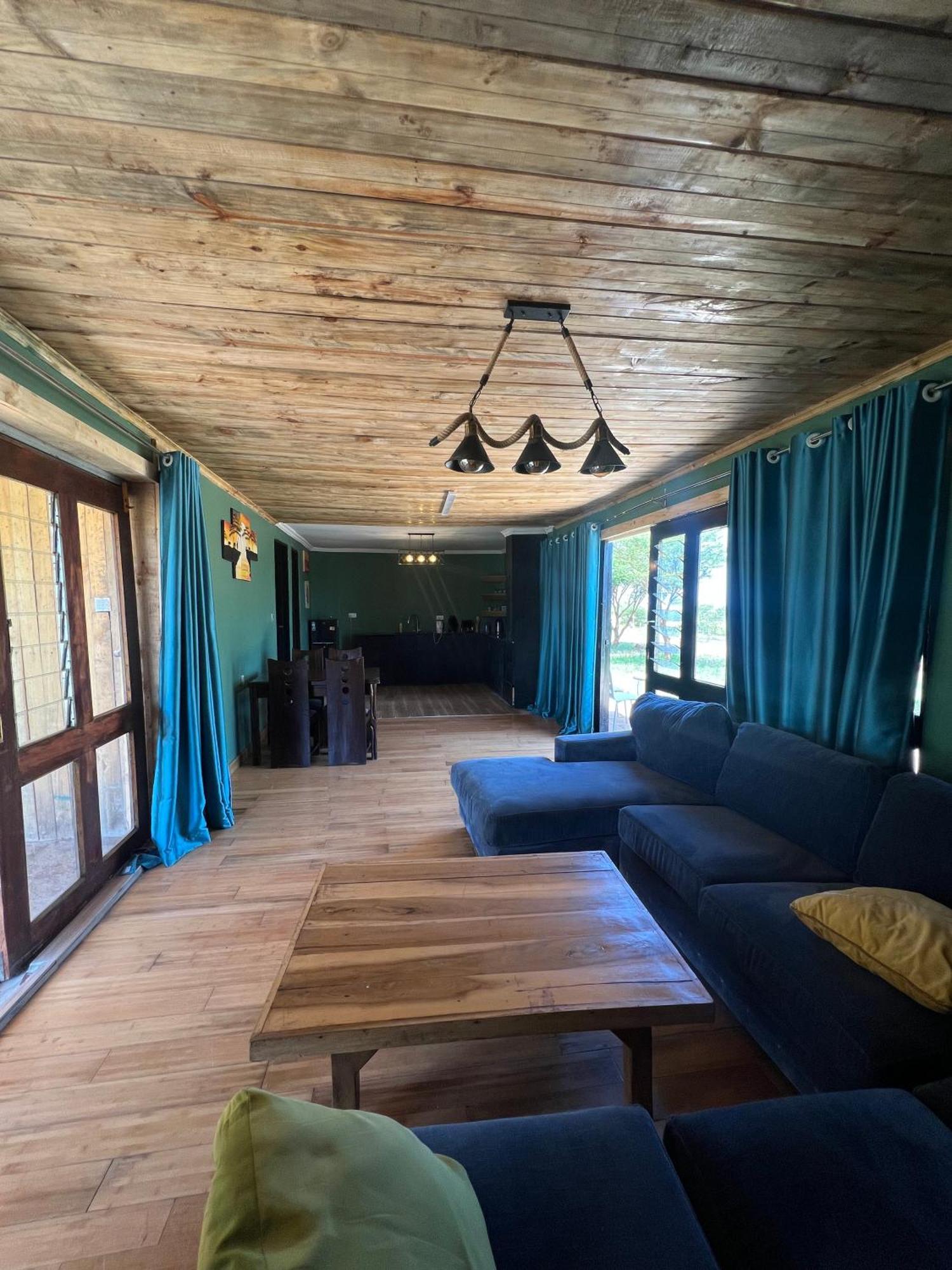 Amboseli Glass House Oloitokitok Екстериор снимка