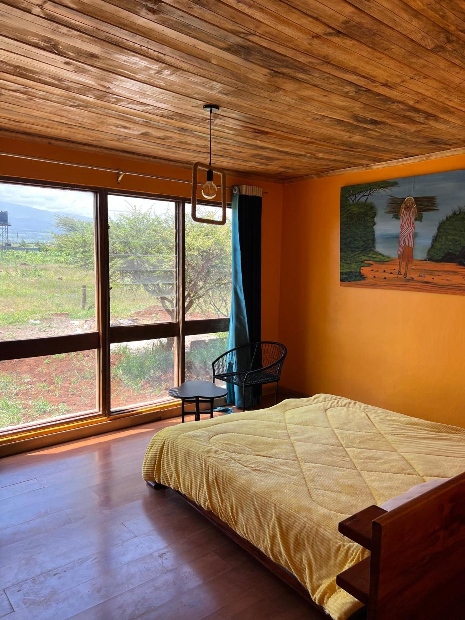 Amboseli Glass House Oloitokitok Екстериор снимка