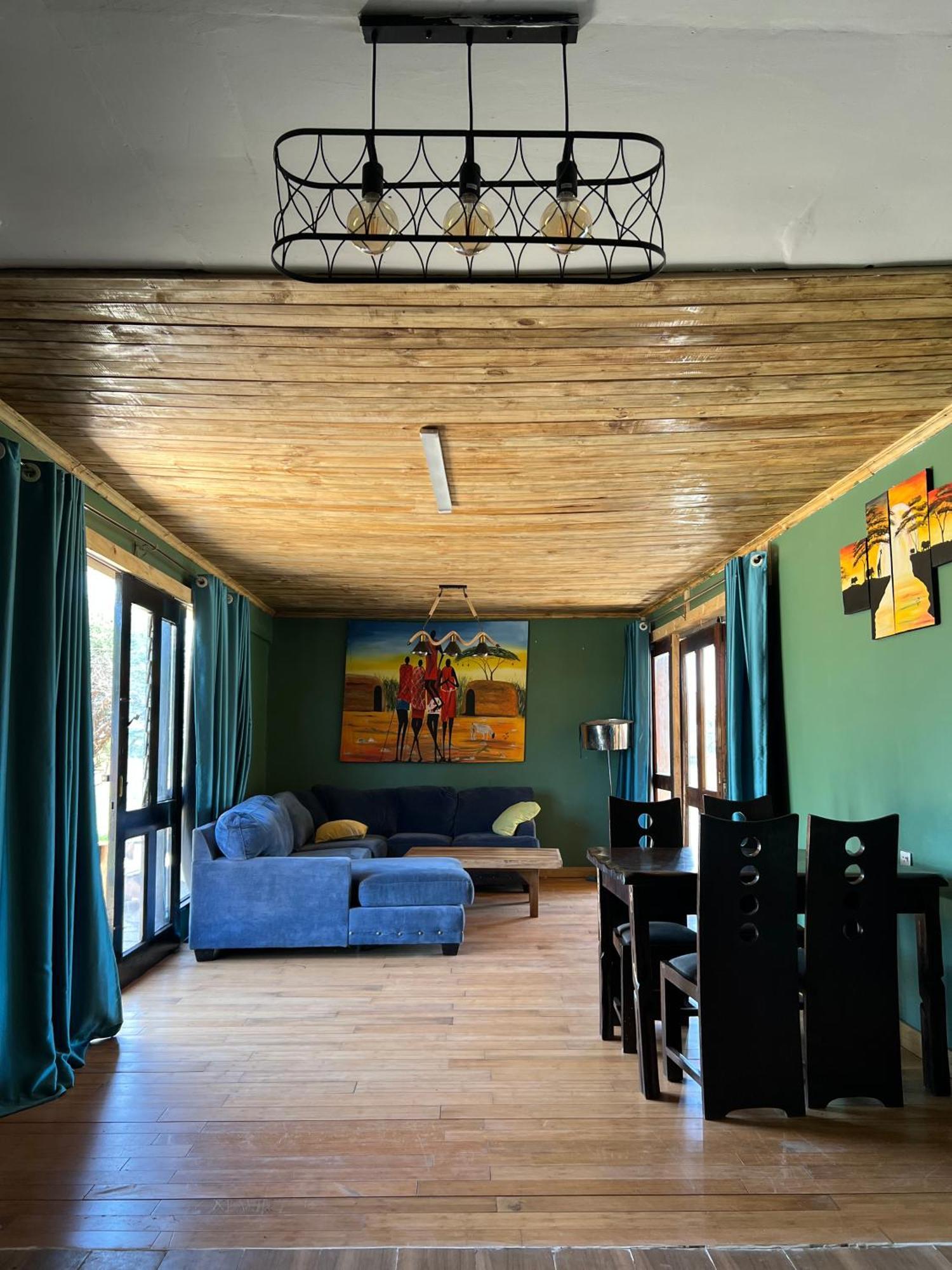 Amboseli Glass House Oloitokitok Екстериор снимка